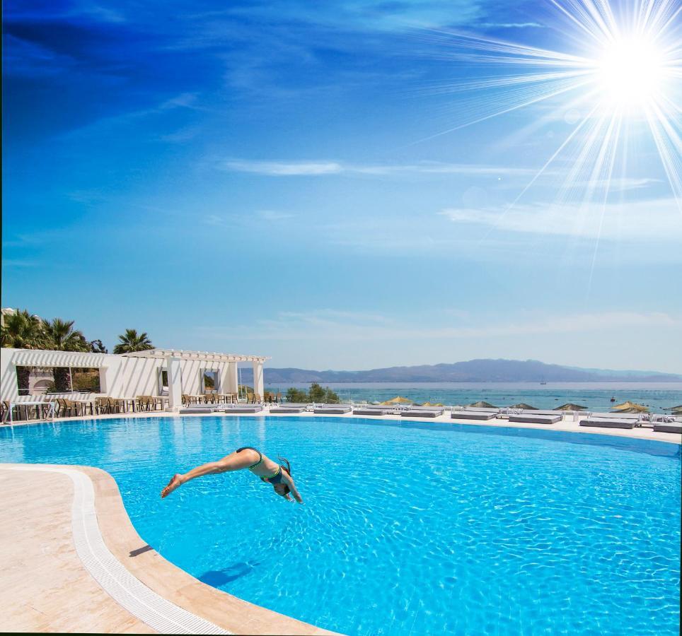 Charm Beach Hotel Akyarlar Kültér fotó